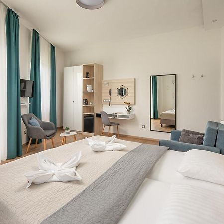 Kristaly Hotel Keszthely Zewnętrze zdjęcie