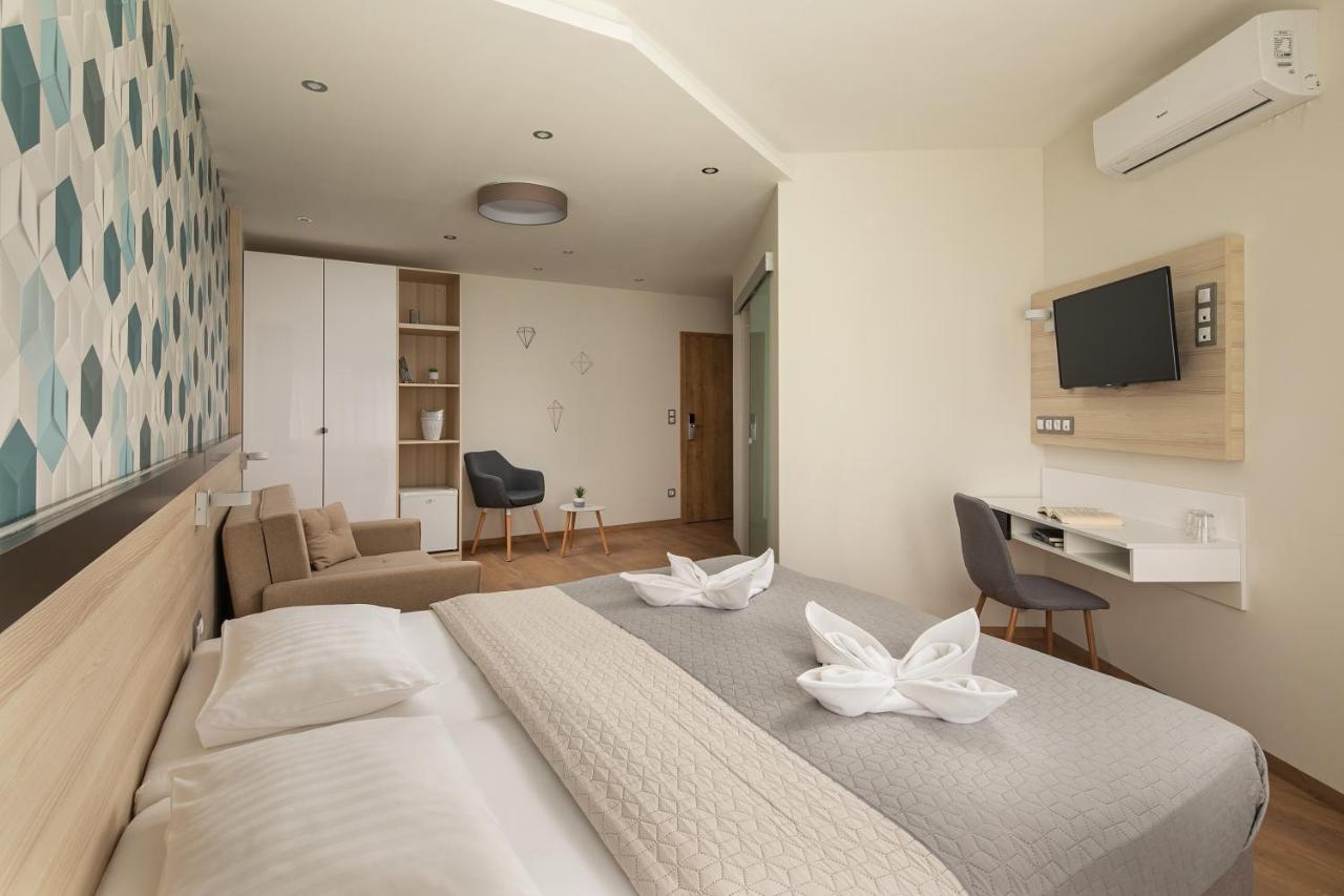 Kristaly Hotel Keszthely Zewnętrze zdjęcie